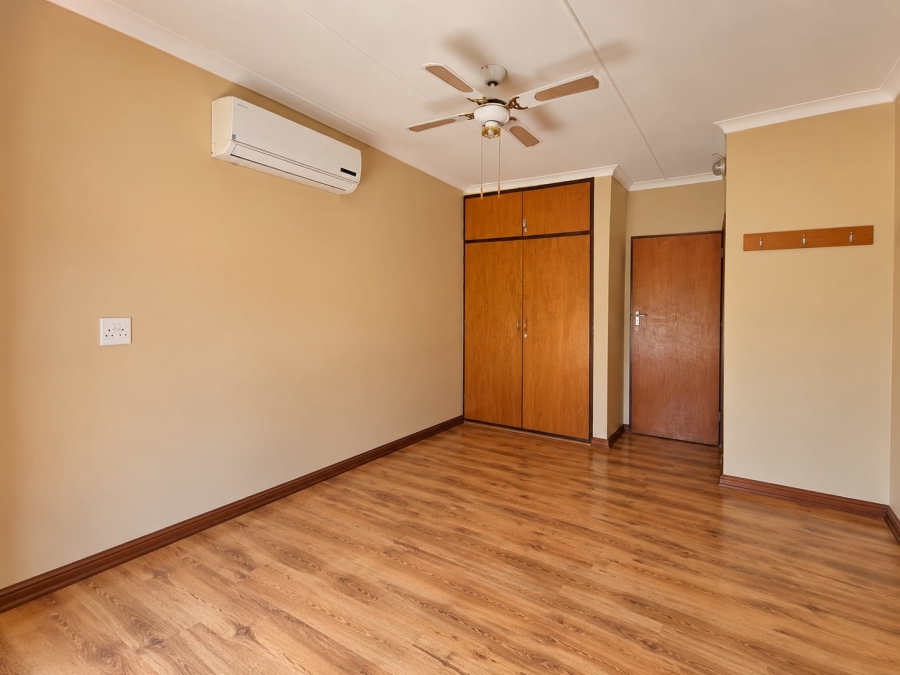 To Let 4 Bedroom Property for Rent in Kathu Northern Cape